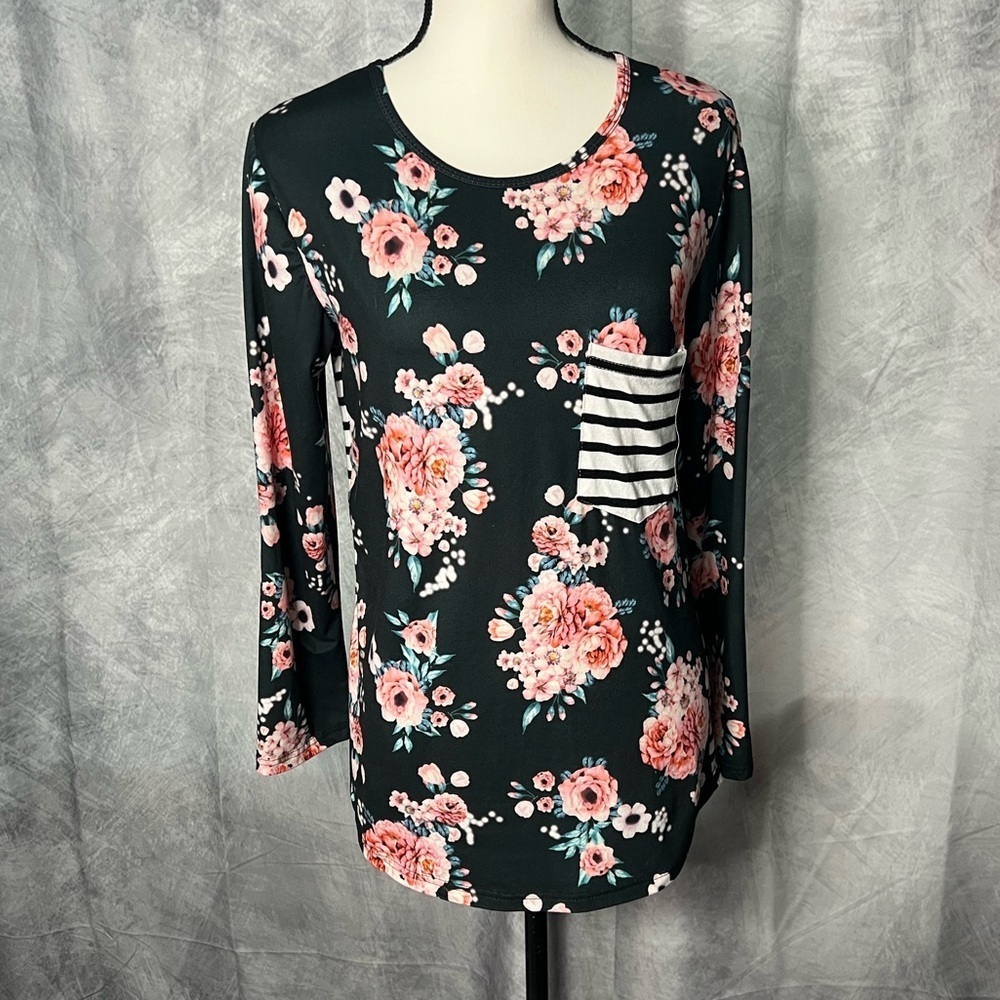 Dark Gray Floral Patterned Pocket Top with Black and White Stripe Accents -Large